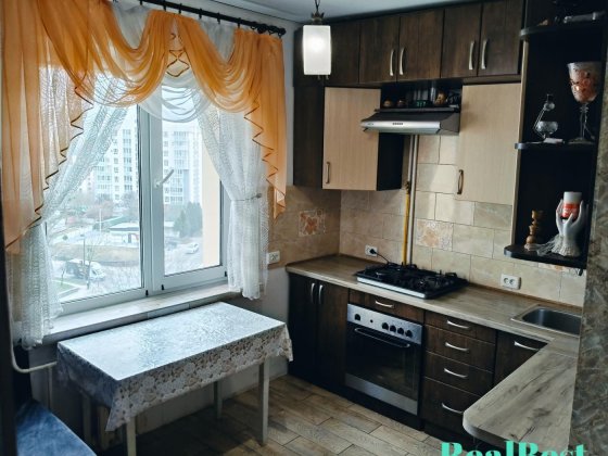 Продаж / Квартира / Чайка, Рівне Ровно