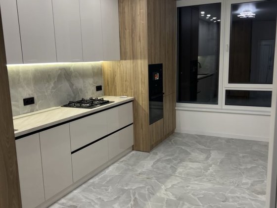 Продаж 2х кімнатноі студіі Кромакс Буд Руська 211.ВЛАСНИК Черновцы