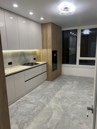 Продаж 2х кімнатноі студіі Кромакс Буд Руська 211.ВЛАСНИК - фото 1