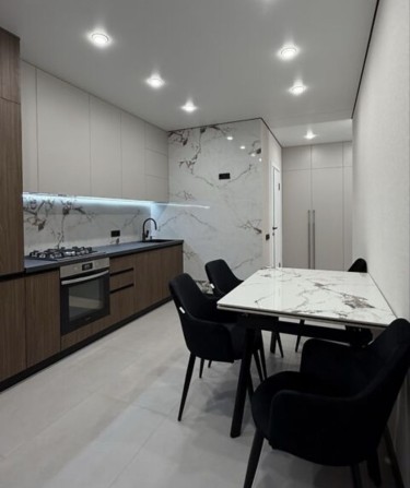 Терміново продається 1 кімнатна новобудова на Героїв Майдану - фото 1