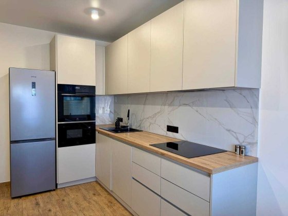 Продам однокімнатну квартиру з ремонтом в клубному будинку Рівне