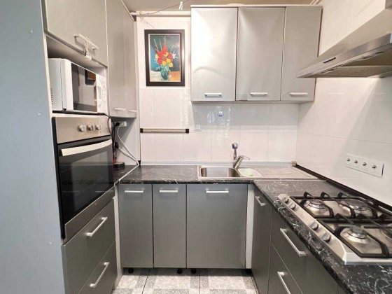 Продам затишну 3 кімнатну квартиру  поряд з ЗОШ-8 Ровно