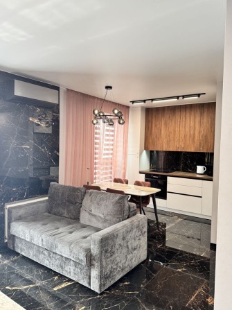 1-кімнатна квартира в новобудові з дорогим ремонтом на автовокзалі! - фото 1