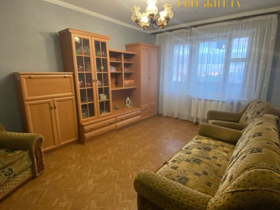 Продаж 2 к квартири на Металургів Суми