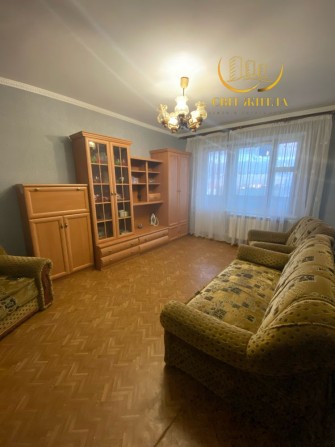 Продаж 2 к квартири на Металургів - фото 1