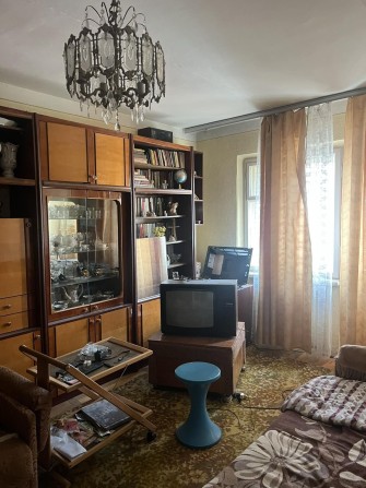 Продається 1-кімн кв-ра в р-ні ТЦ " Білочка" по вул.  Вілмоша  Ковача - фото 1