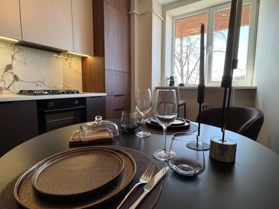 2 кімнатна новобудова по вулиці Героїв Майдану Чернівці