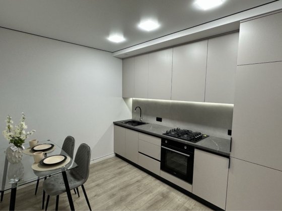 Продаж 2 кім з дизайнеським ремонтом вул. Смакули Тернопіль