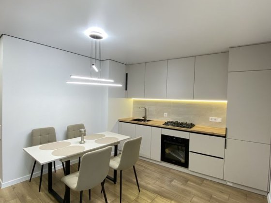 Продається 2 кімнатна квартира по вул. Київська 9д Тернополь