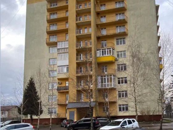 Продаю 2 кім квартиру в новобудові,в обжитому районі Ровно