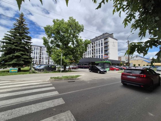 Продається кв-ра поблизу  Нового Сільпо з панорамним видом Ужгород