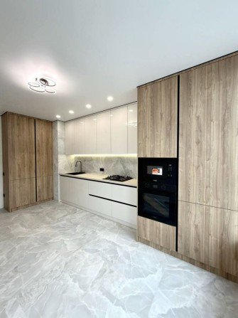 Продається 2кім здана новобудова з свіжим ремонтом - фото 1