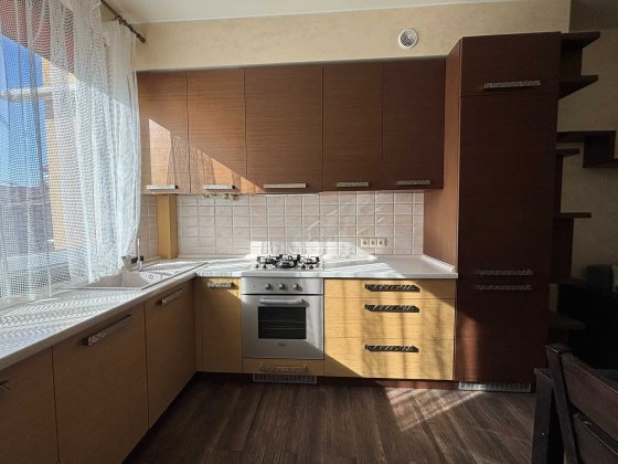 ВІД ВЛАСНИКА - 2х кімнатна квартира 75кв. - ЖК Сакура вул. Богомольця Ужгород