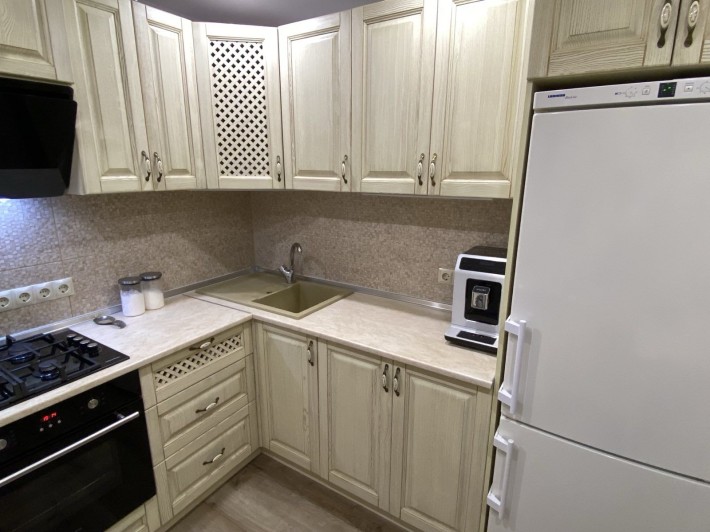 3-х кімнатна квартира з сучасним ремонтом. Без комісії. Від власника. - фото 1