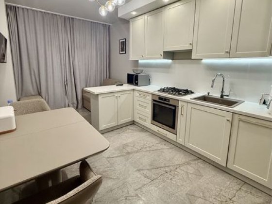 Продається 2кім квартира в новобудові Черновцы