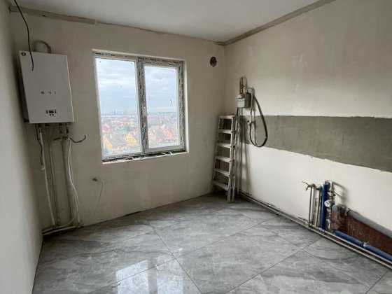 Продаж 2х кімнатної квартири ( Новий район ) Ужгород