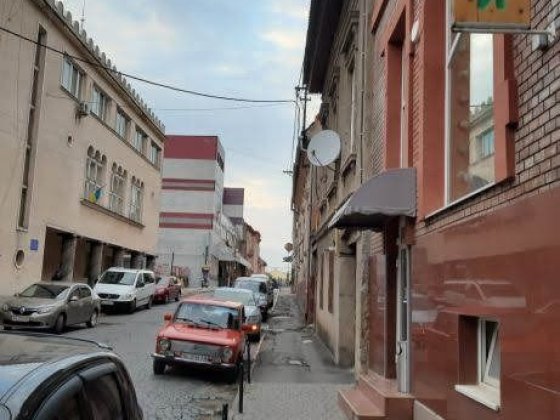 Центр, 2 кімнатна квартира. Ужгород