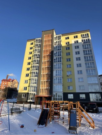 Продаж 2км квартири в цегляному будинку, вул. В. Великого - фото 1