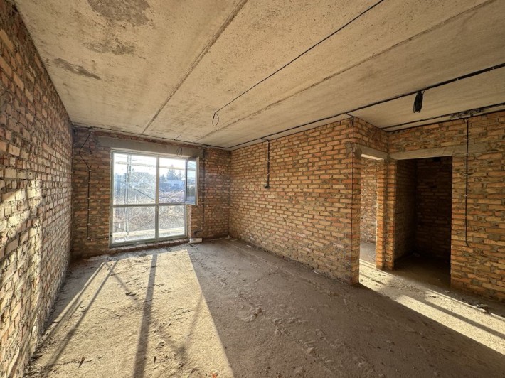 Продаж квартири у клубному будинку - фото 1