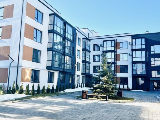 Продаж крутої кварти в Жк Status ! Ровно