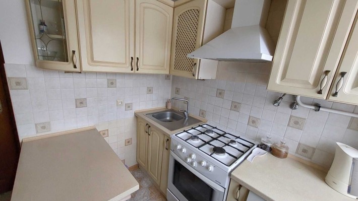 $ Продаж просторої 4-кімнатної квартири! - фото 1