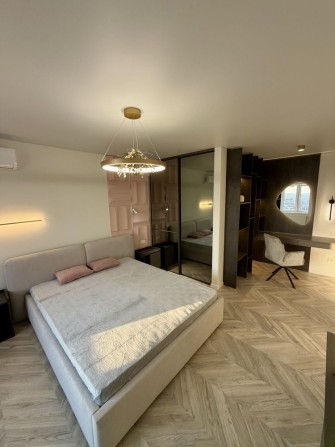 Продаж сучасноі квартири, вул. Довженка - фото 1