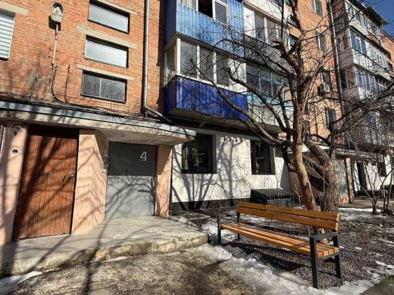 Центр р-н 5школи 3х кімнатна квартира, поверх 3/5, чешське планування! Полтава