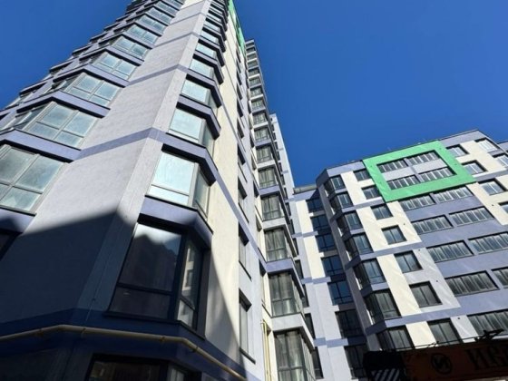 ПРОДАЖ 2 кім з дизайнерським ремонтом, бульвар Куліша Тернопіль