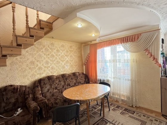 Трикімна, автономне опалення Суми