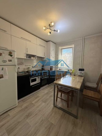 Продаж 3-кімнатної квартири з ремонтом на 2 поверсі - фото 1