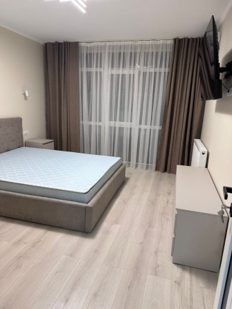 Продаж 1.5 кімнат ,з гарним ремонтом - фото 1