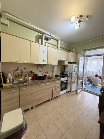 Велика квартира по вул. Тлехаса, 1400$/м2 - фото 1