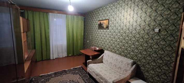 Продаж 1 кімнатна Металургів - фото 1