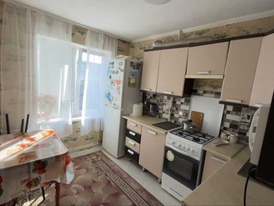 3к квартира 65м2, роздільні кімнати, поверх 4/9, м-н Алмазний Полтава