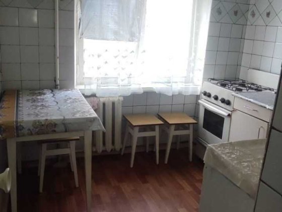 2к на Алмазному 3/5 площа - 45 кв/м не кутова Полтава