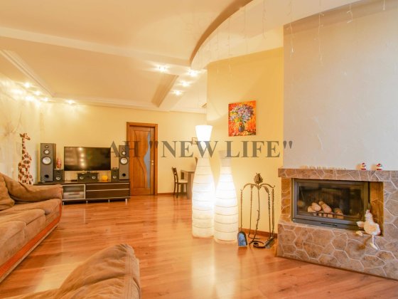 Продаж дворівневої квартири по вул. Петропавлівська Суми