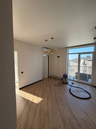 Продаж стильної та світлої 2-кімнатної квартири в ЖК B4 - фото 1