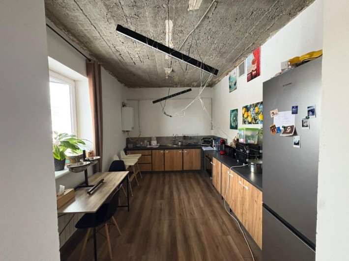 3 кімнатна в будинку вул.Кишинівська - фото 1