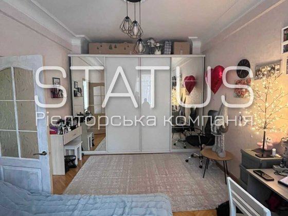 Продаж двокімнатної квартири. Центр. Полтава