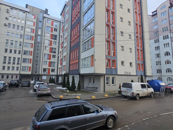Продаж  квартири  новобудови Чернівці Черновцы