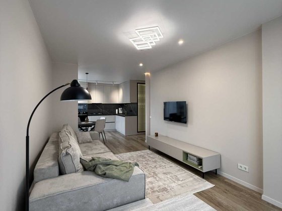 Новобудова в 5 хв від Театральноі площі Черновцы