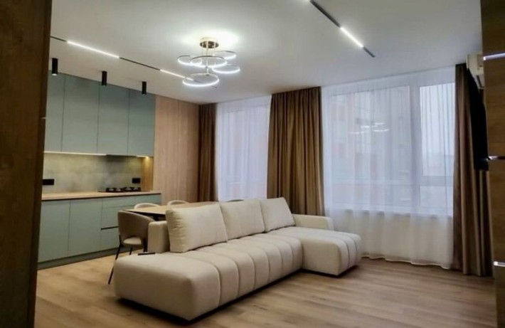 Продаж 3 км квартири в Центрі, вул. Торговиця - фото 1