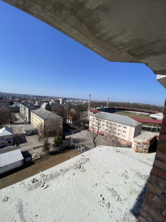 Продається 3 кімнатна квартира по вул. Бандери - фото 1