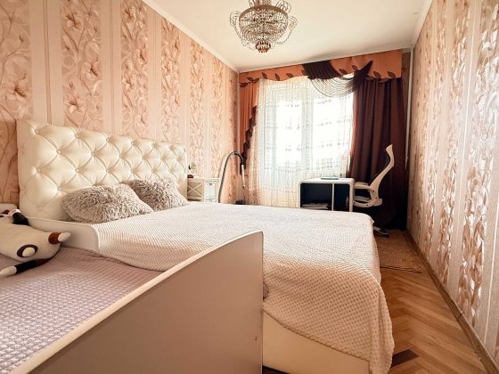 Простора 3-кімнатна квартира в ПЗР — готова до проживання Черкассы