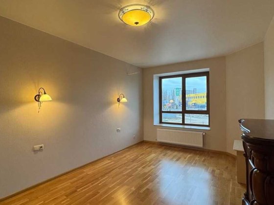 Простора двокімнатна в  новому сучасному ЖК Черкассы