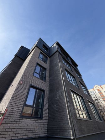 Продаж великої квартири в новому клубному будинку! Газова автономка - фото 1