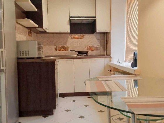 1 кімнатна ремонт,усі меблі і техніка на Космонавтів р-н Рокосовського Чернігів