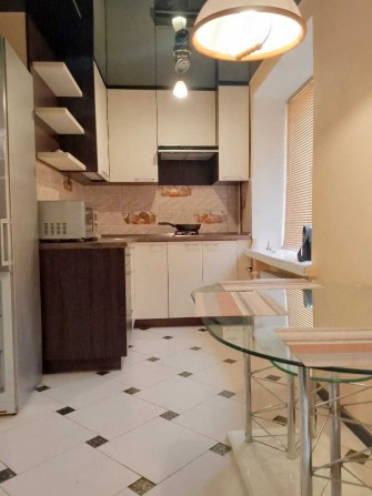 1 кімнатна ремонт,усі меблі і техніка на Космонавтів р-н Рокосовського - фото 1