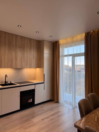 Продаж 1кім квартири в новобудові, центр міста - фото 1