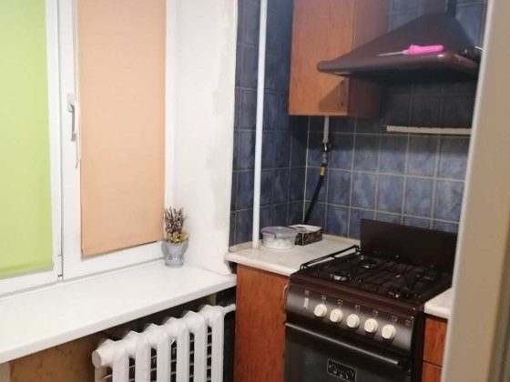 1 кв р-н Шкільної Черкассы